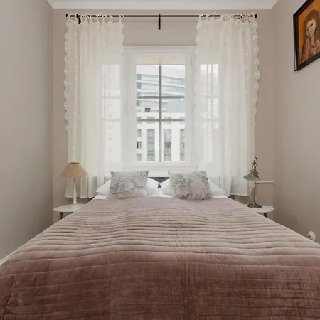 Apartment Metro Rondo Onz By Renters Warsaw