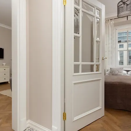 Apartment Metro Rondo Onz By Renters *