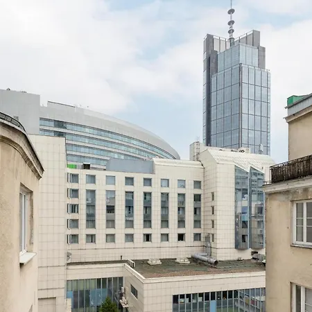 Metro Rondo Onz By Renters Apartment Warsaw